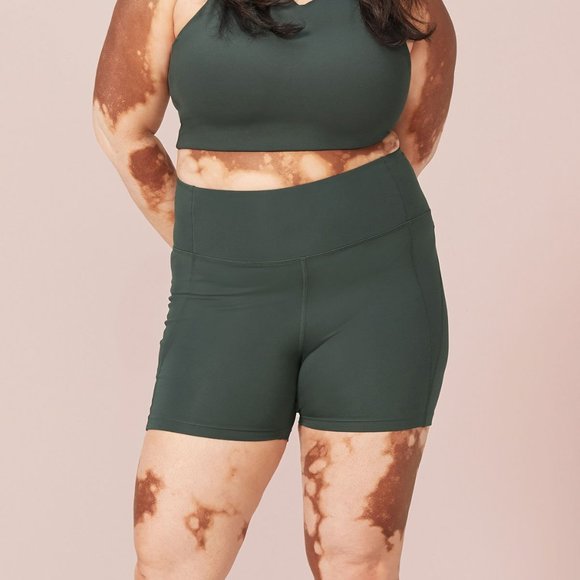 girlfriend collective Pants - Moss High-Rise Run Short
